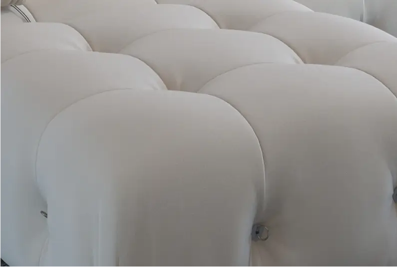 Deep, Resilient Cushioning