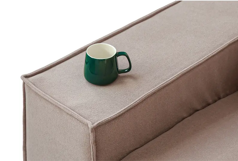 Expansive Armrests