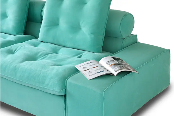 Smart, Expansive Armrests