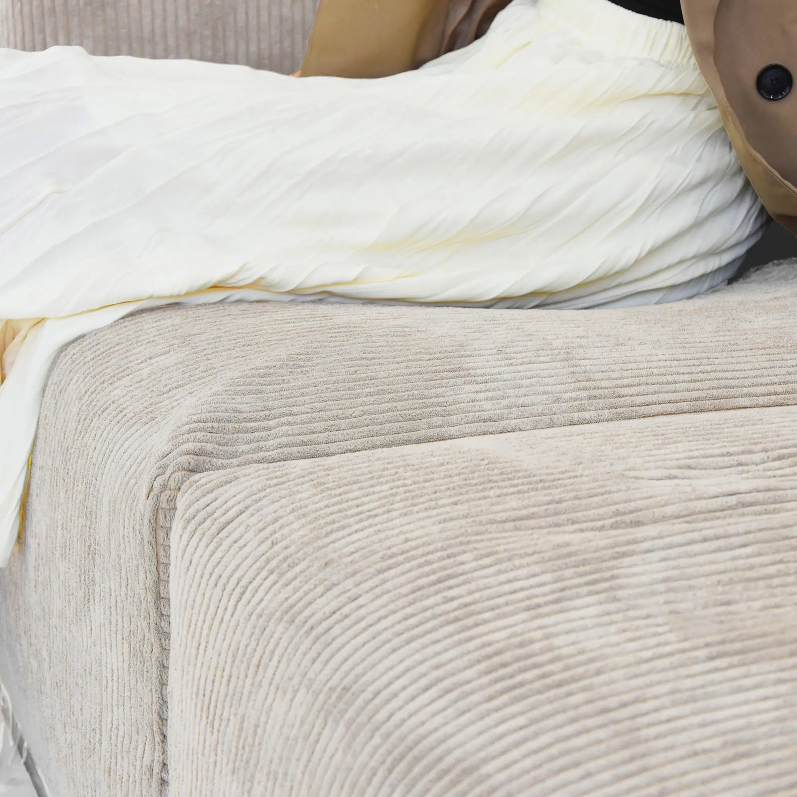 Sofá seccional lavable Matrix de 3 plazas en color beige | 3 piezas, tela de pana, diseño modular