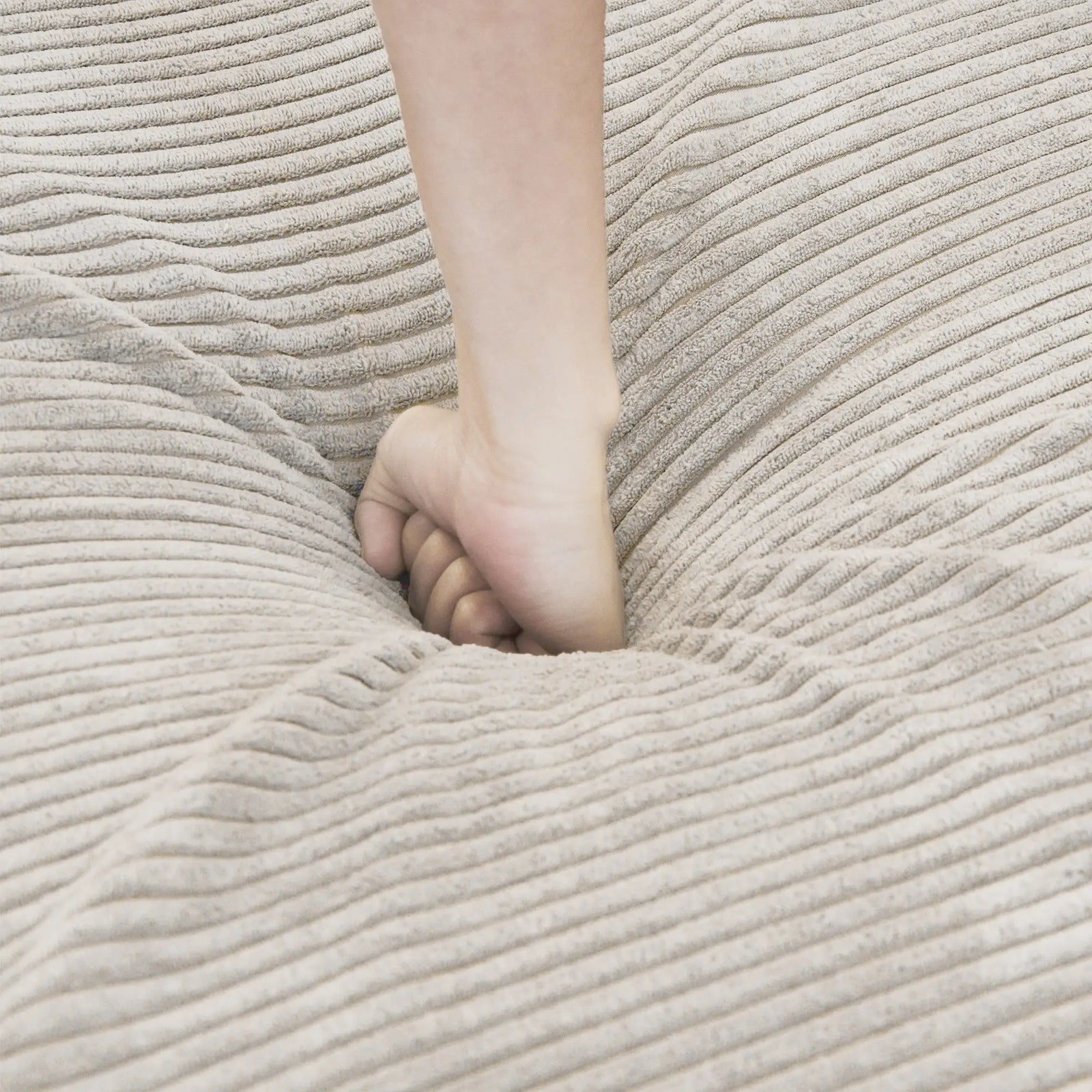 Sofá seccional Matrix de 2 plazas con chaise longue lavable, color beige | 3 piezas (incluye 1 otomana), tejido de pana, diseño modular