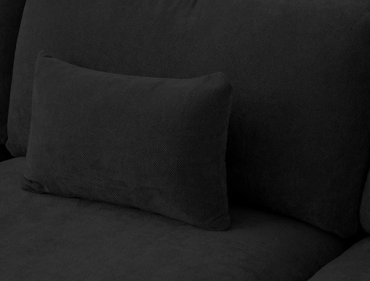 Deep Black.
Quietly Tailored Texture.