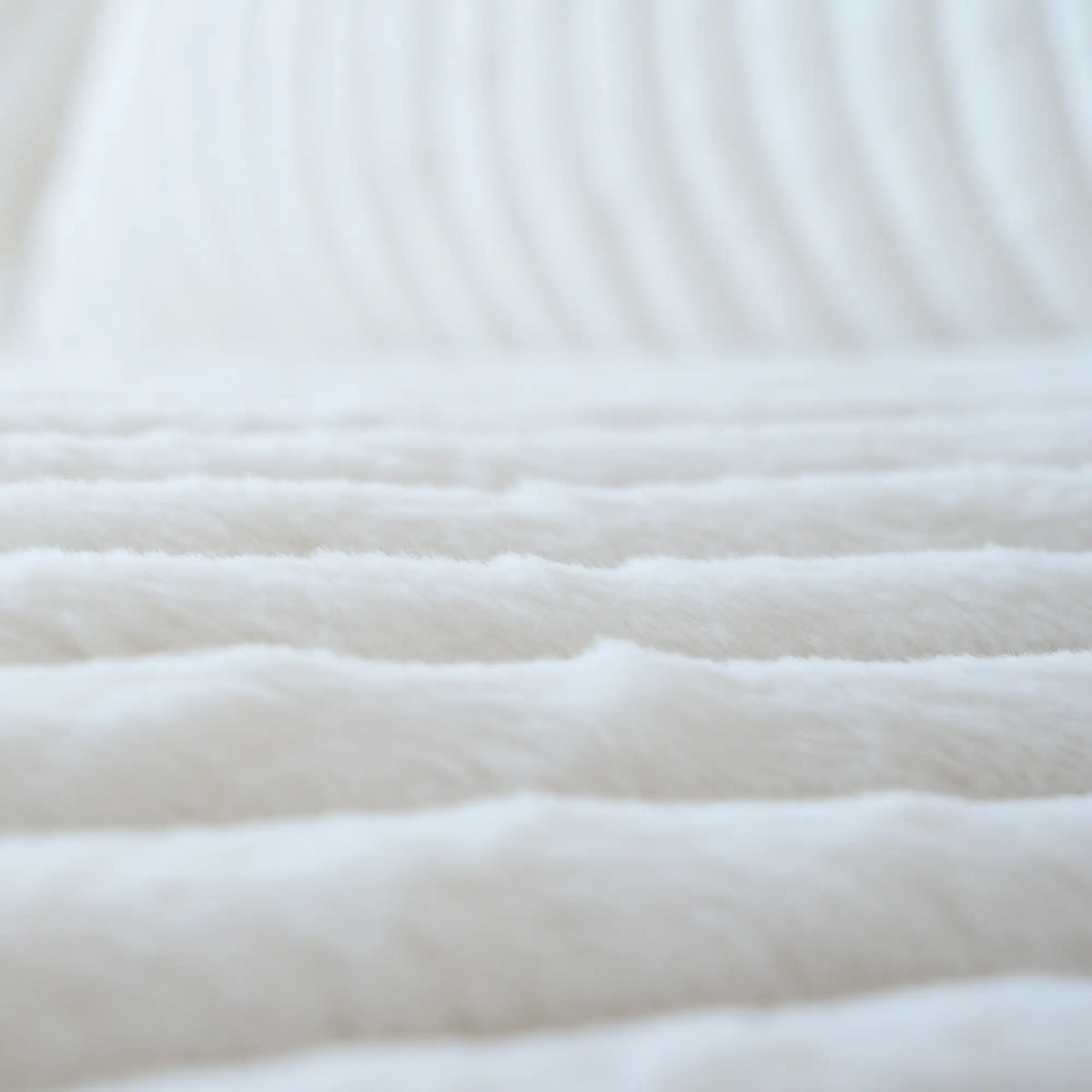 Deluxe Cloud 2-Seater Beige Washable Chaise Sectional | 3-Piece (includes 1 Ottoman), Plush Fabric, Modular Design