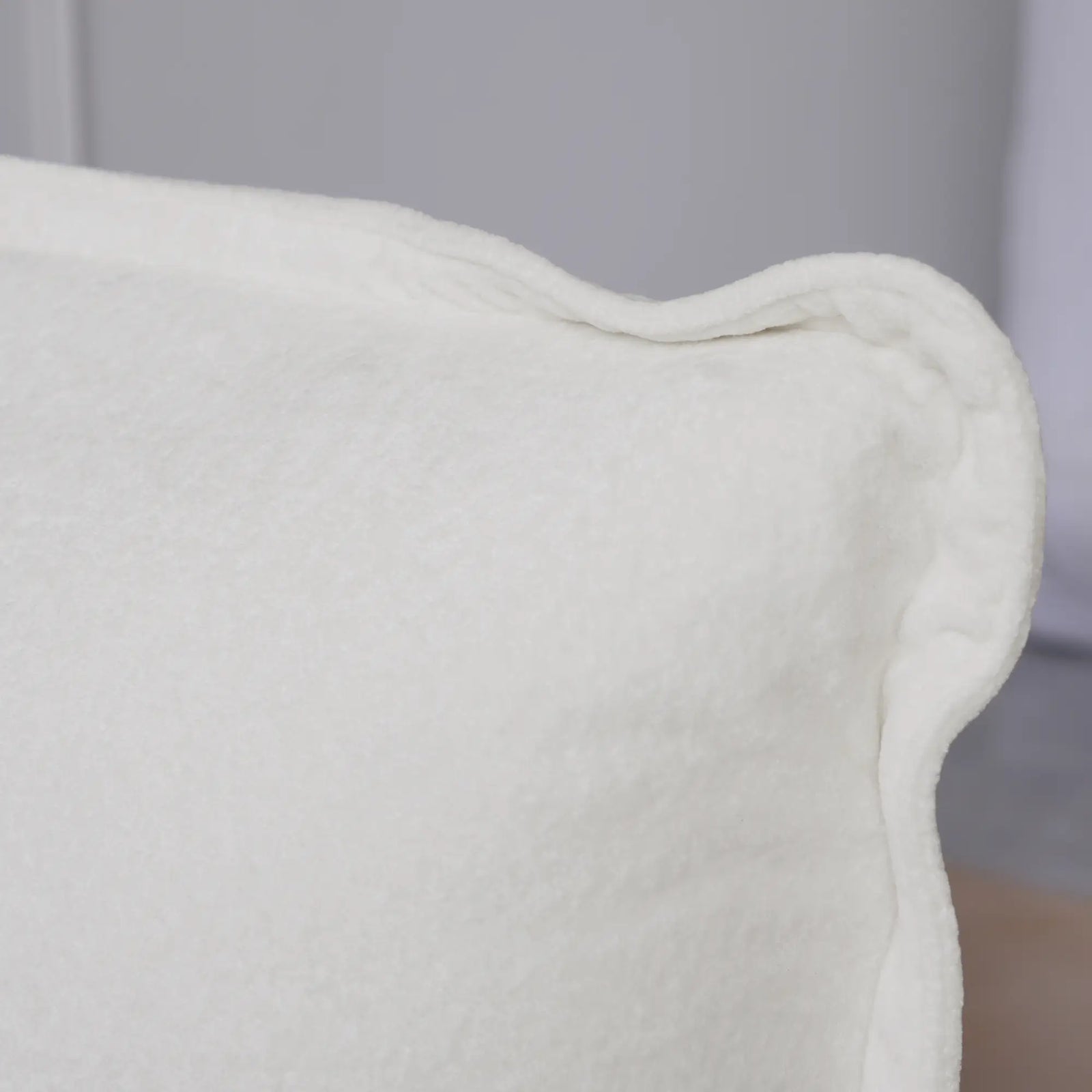 Sofá modular seccional de lujo Cloud de 2 plazas color beige con chaise longue | 3 piezas (incluye 1 otomana), tela de terciopelo, ideal para espacios pequeños.