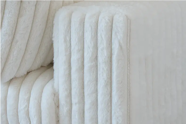 Expansive, Functional Armrests