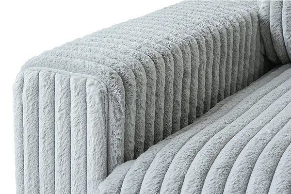 Expansive, Functional Armrests