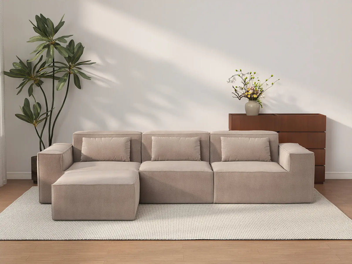 Sofá modular en forma de L Matrix de 3 plazas, color marrón | 4 piezas (incluye 1 otomana), tapizado en terciopelo Cloud, diseño espacioso.