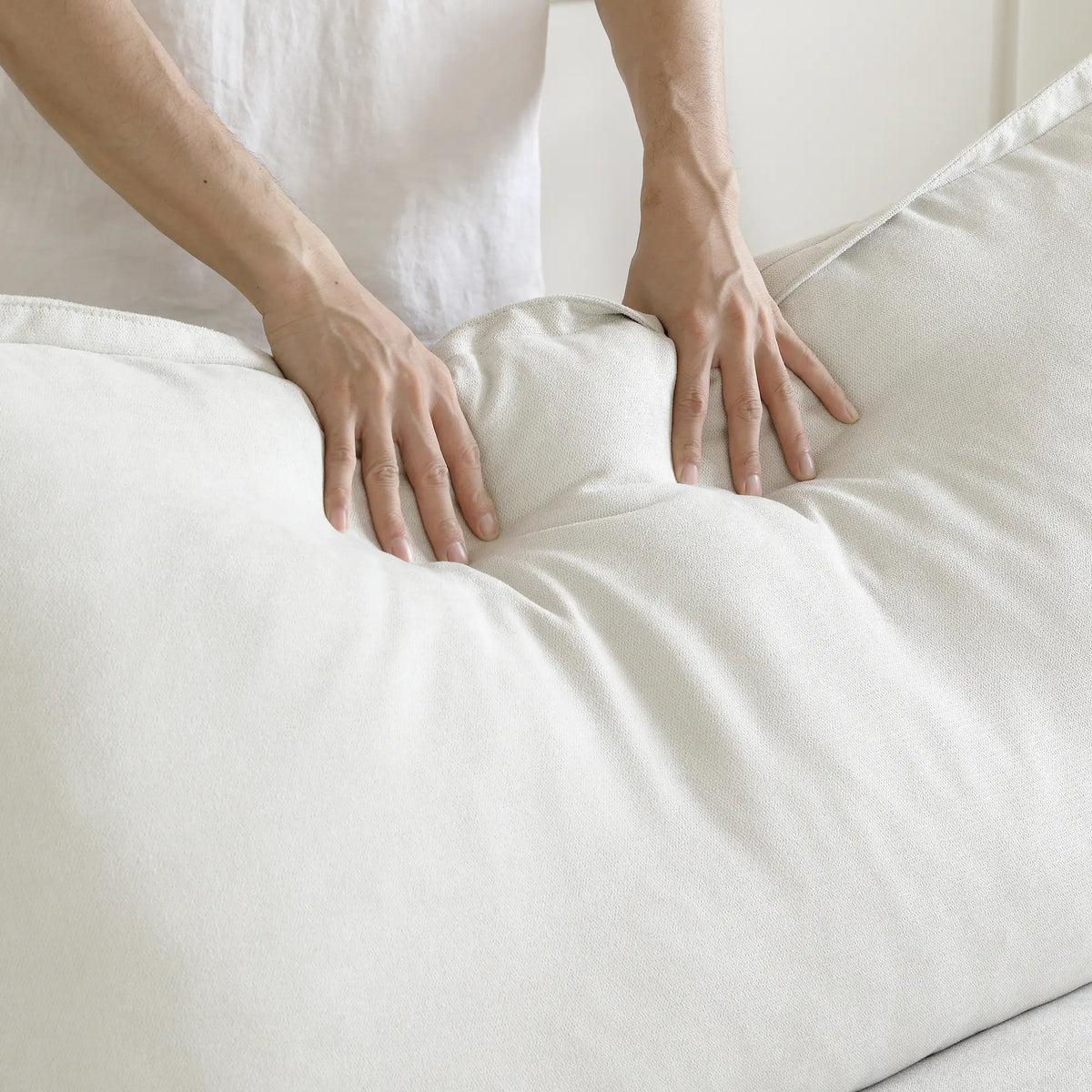 Deluxe Cloud White Storage Ottoman | 1-Piece, Linen and Cotton Fabric, Washable Covers