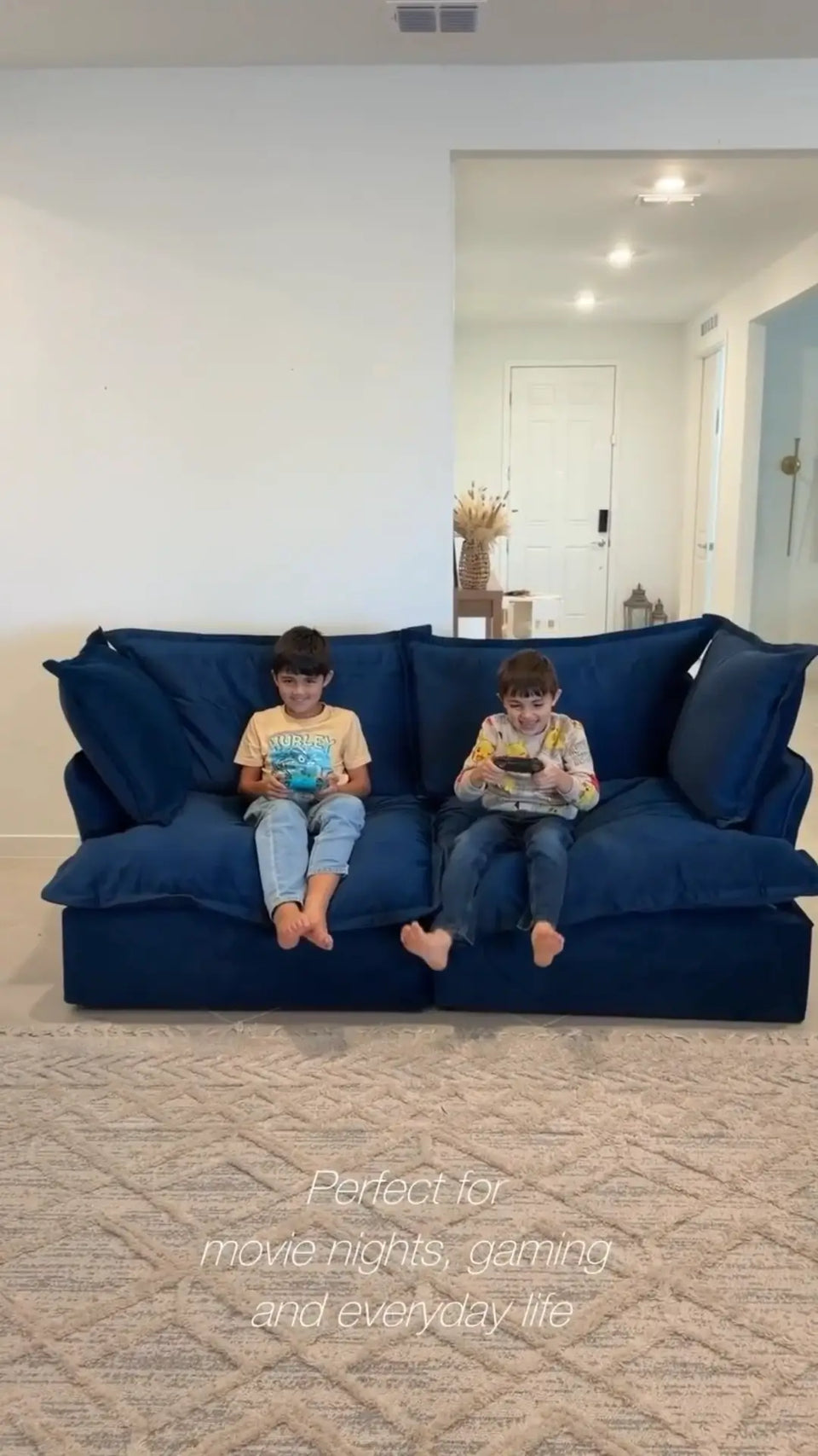 Deluxe Cloud Dark Blue 2-Seater Loveseats for Studio | 2-Piece, Velvet Fabric, Washable Covers
